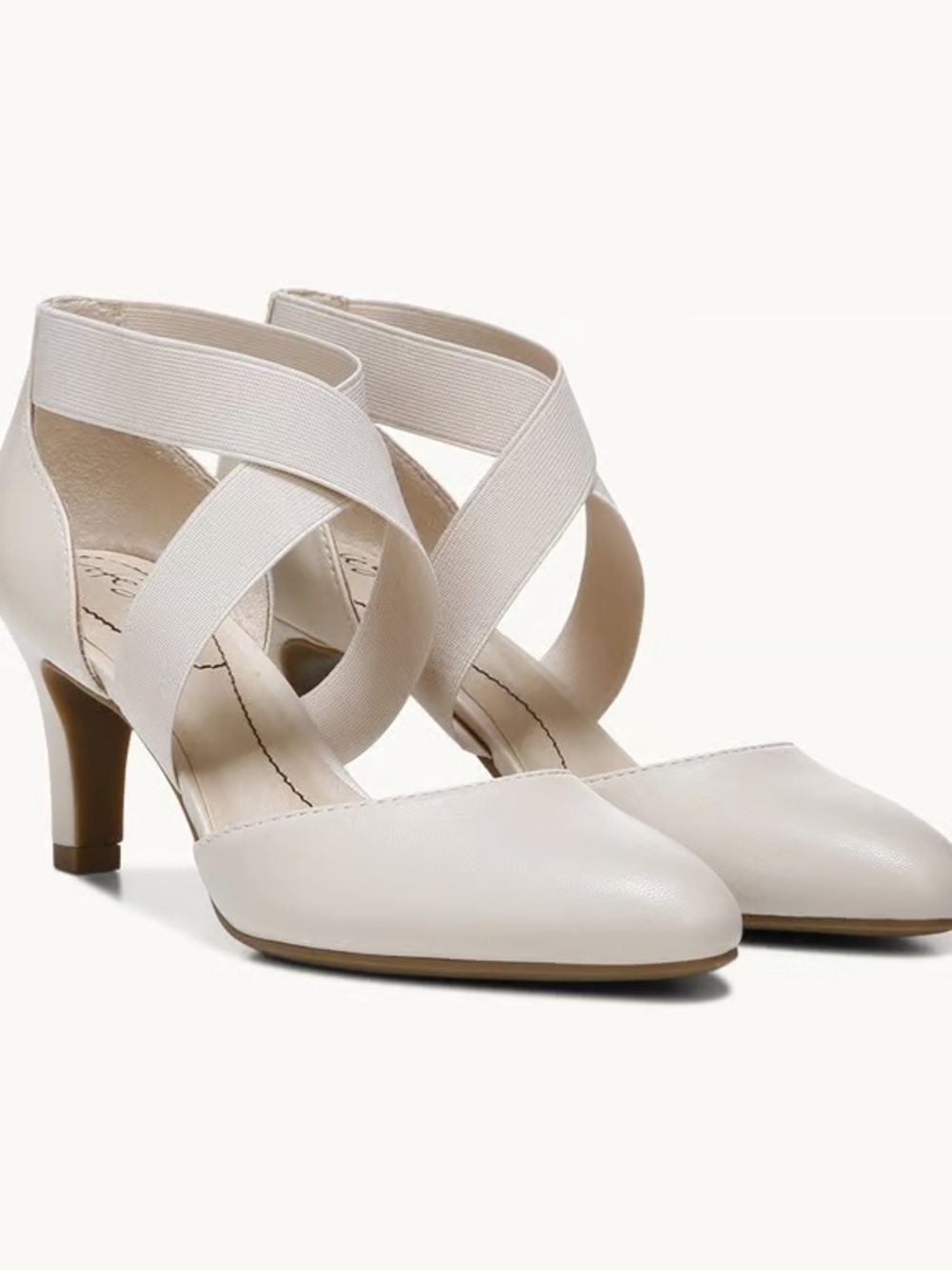 NWOT Life Stride Women's Beige Pumps (7.5)